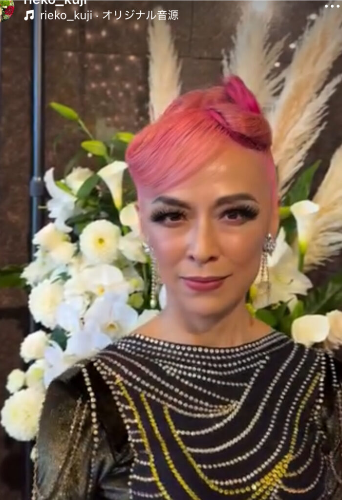 母親の久次米理恵子さんの社交ダンスメイクの顔画像